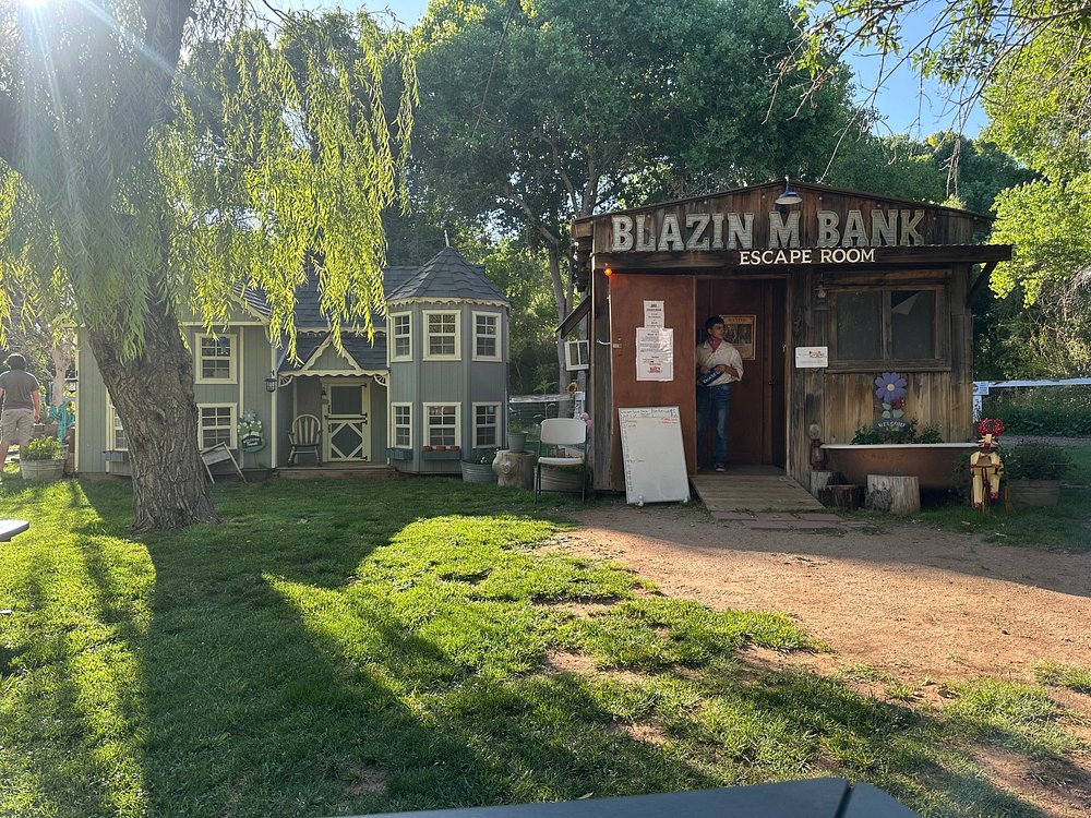 Group evening at Blazin' M Ranch